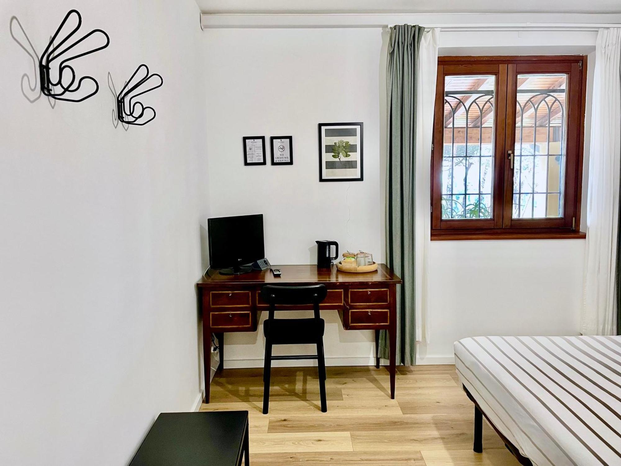 Botanea Guest House Fonte Nuova Bilik gambar